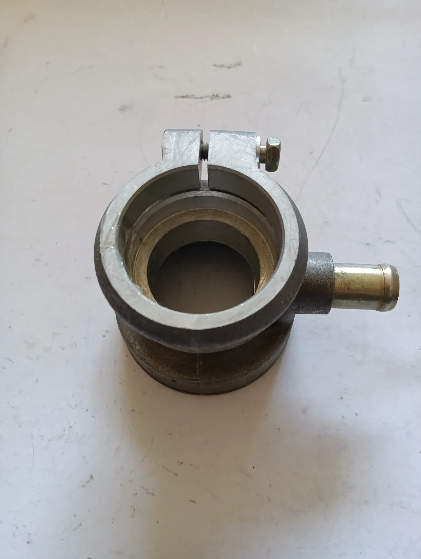 Патрубок ЗМЗ-514 впускной ТКР