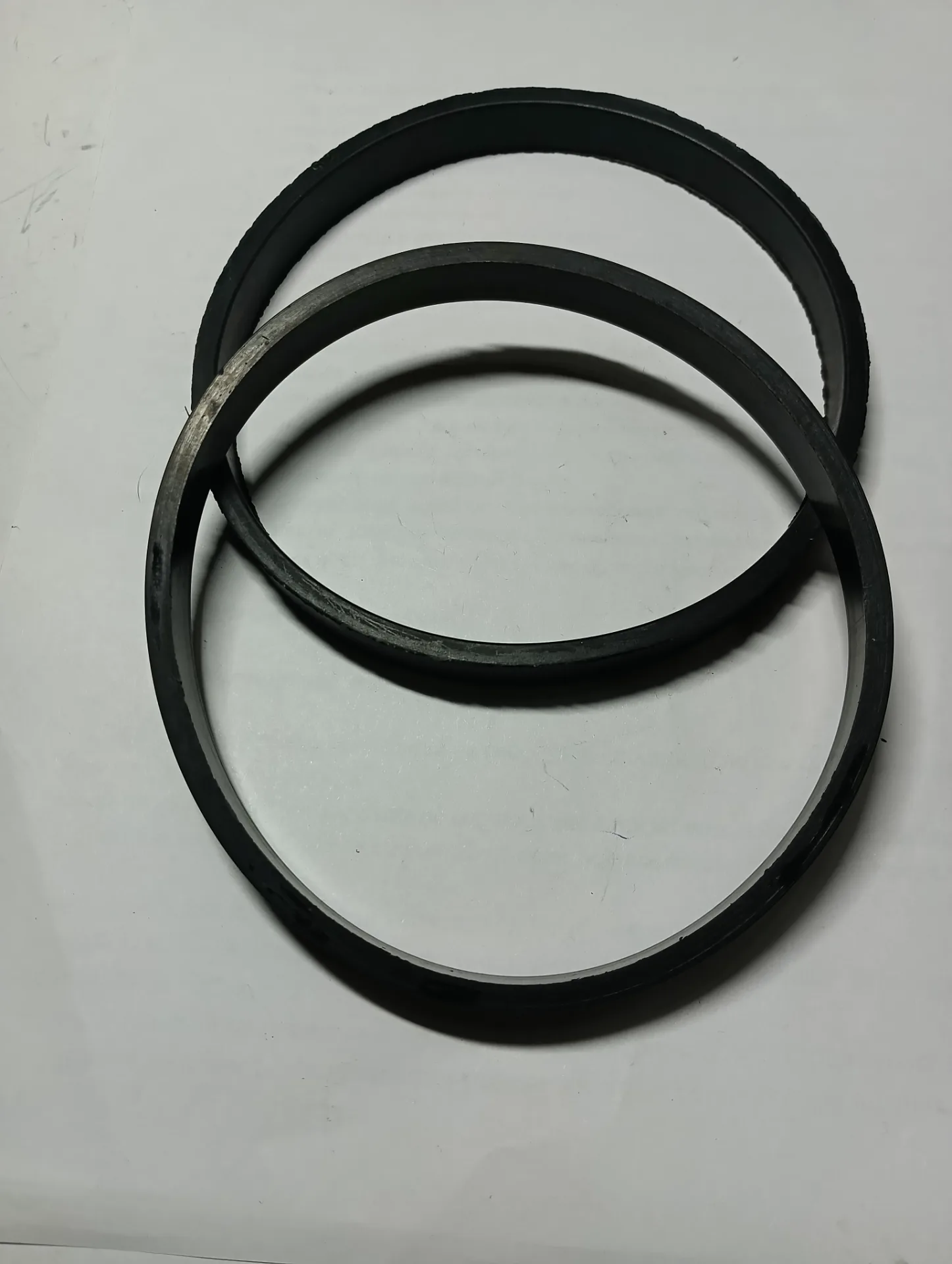 Уплотнительное кольцо 2