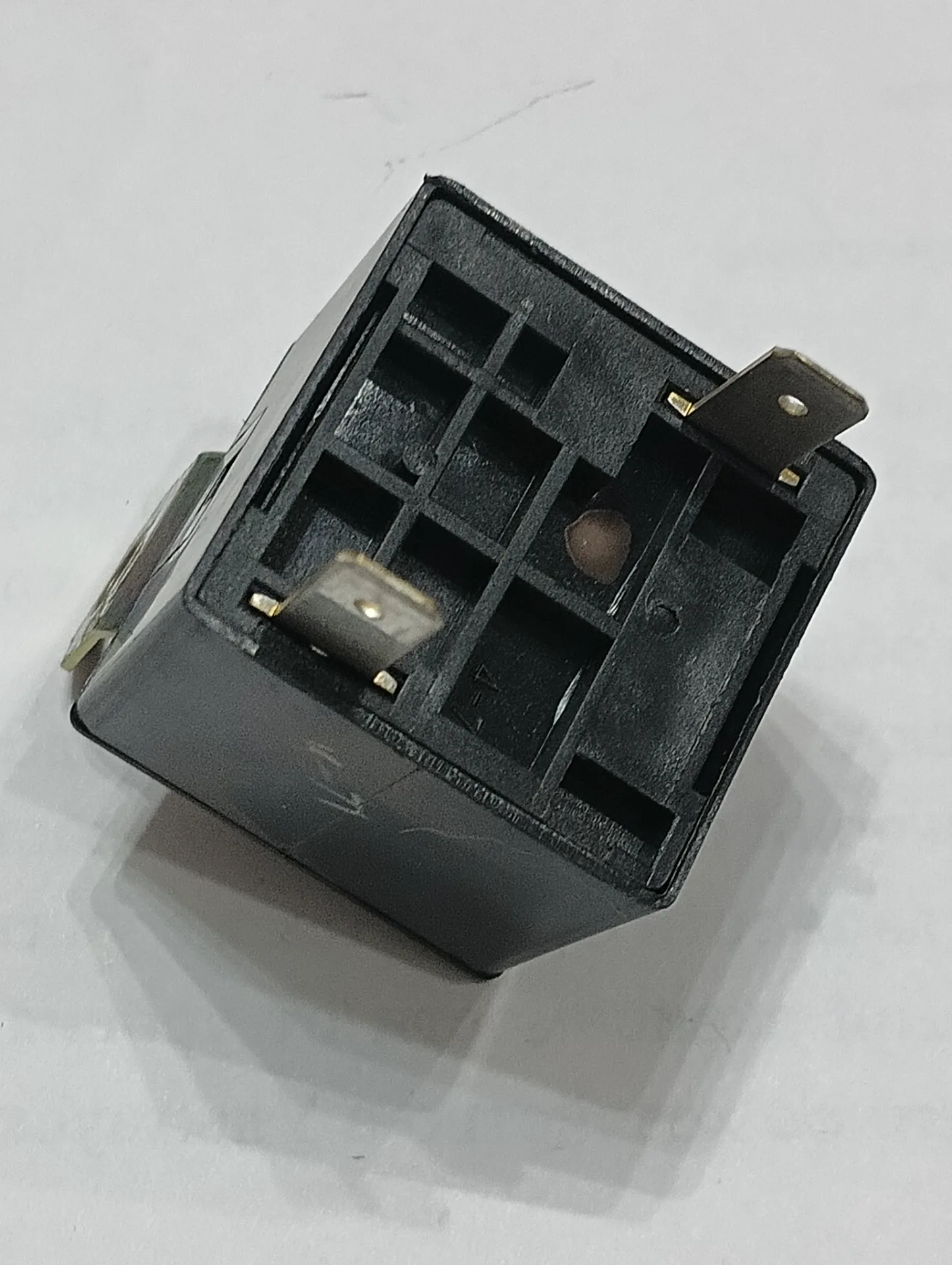 Реле сигнализатор (зуммер) 24В 2