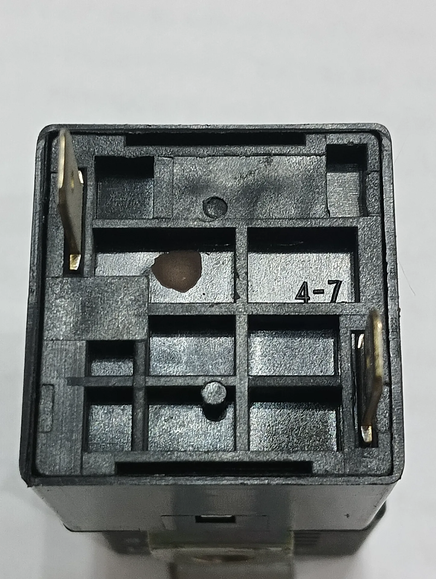 Реле сигнализатор (зуммер) 24В 3