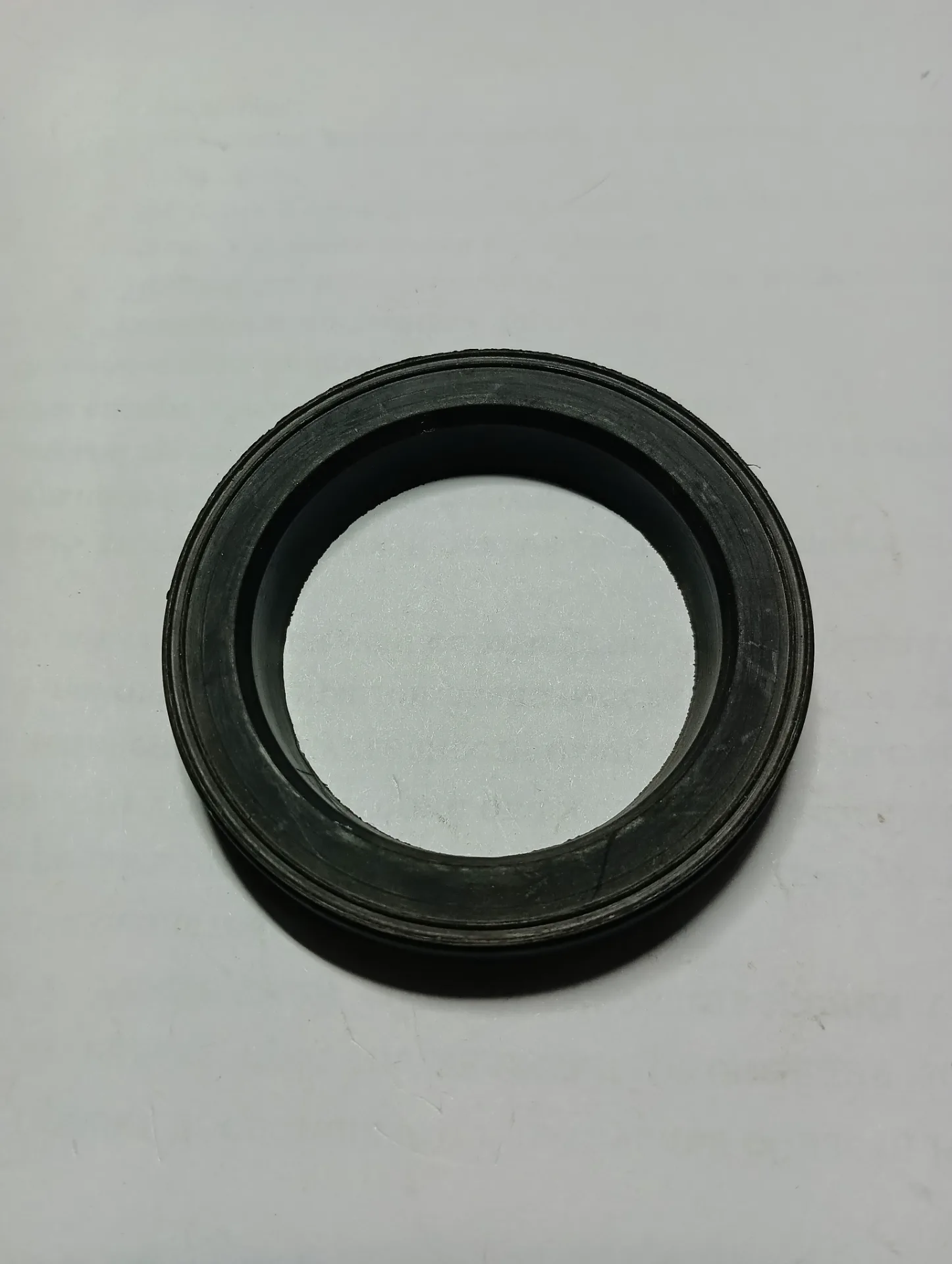 Манжета 48х69х9 2