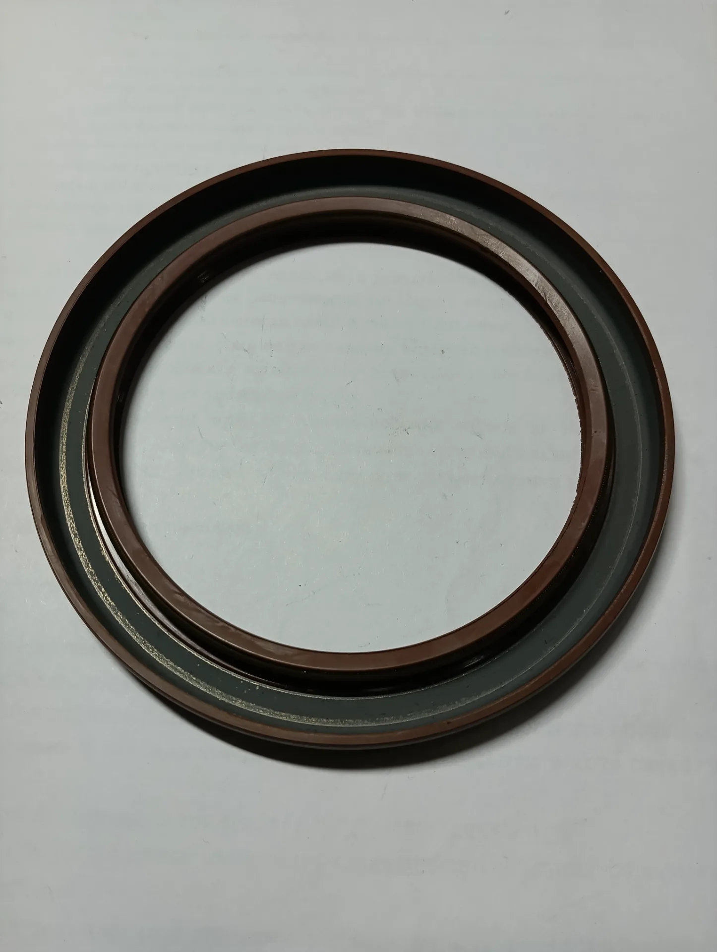 Сальник КАМАЗ ступицы передней 105х138х12 2