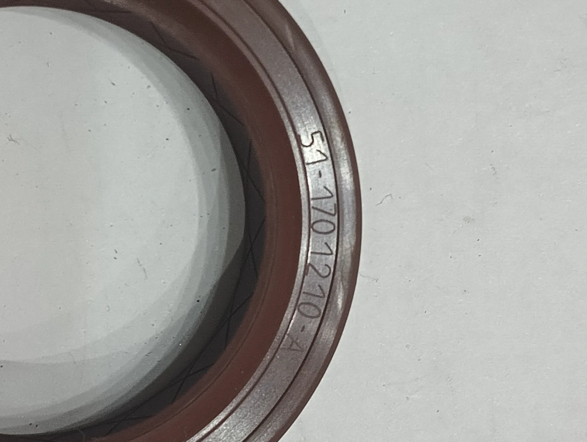 Сальник ГАЗ-53 КПП вторичного вала 51х76х9,5х14,5 4