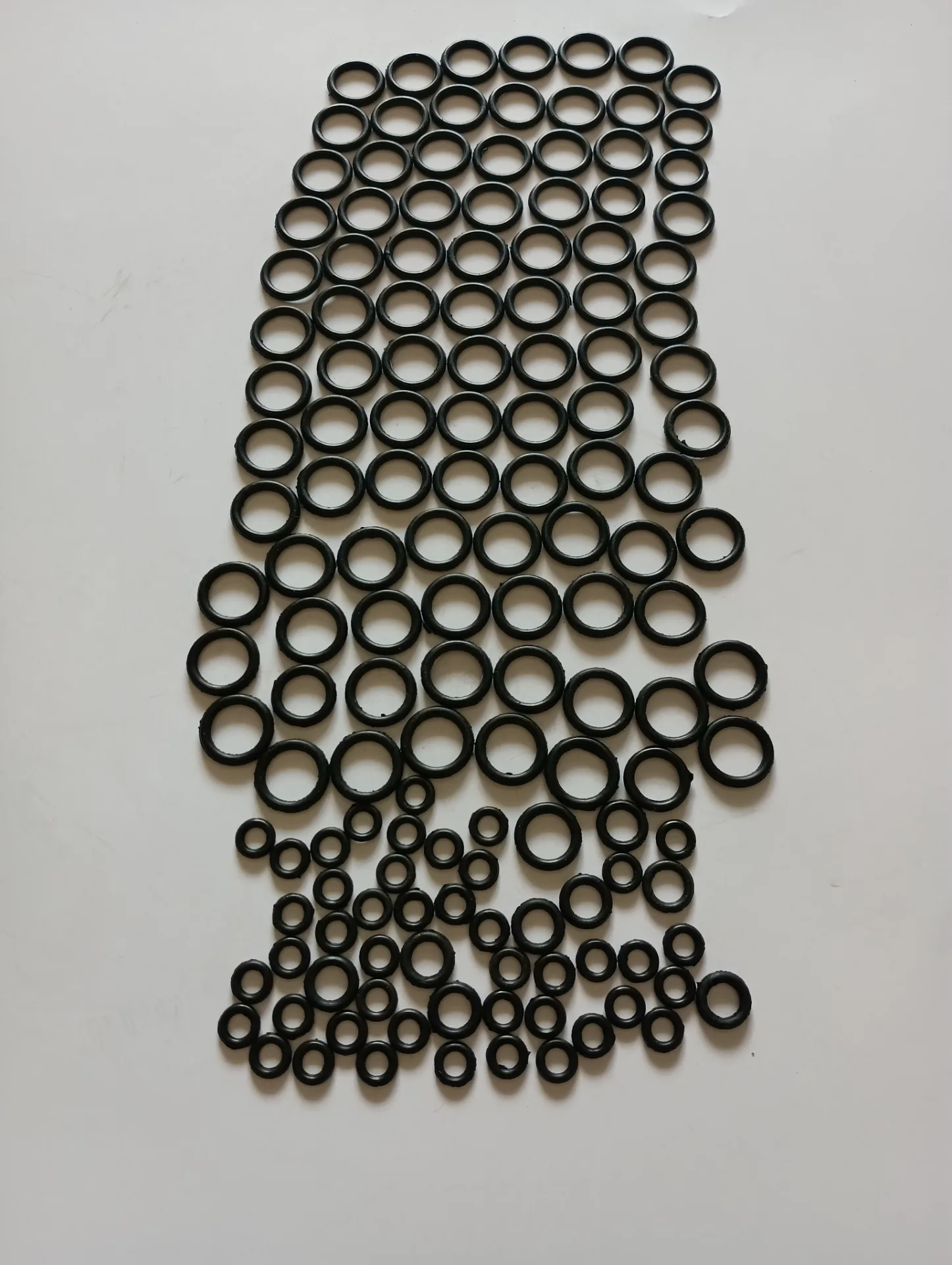 Кольцо резиновое черное 2