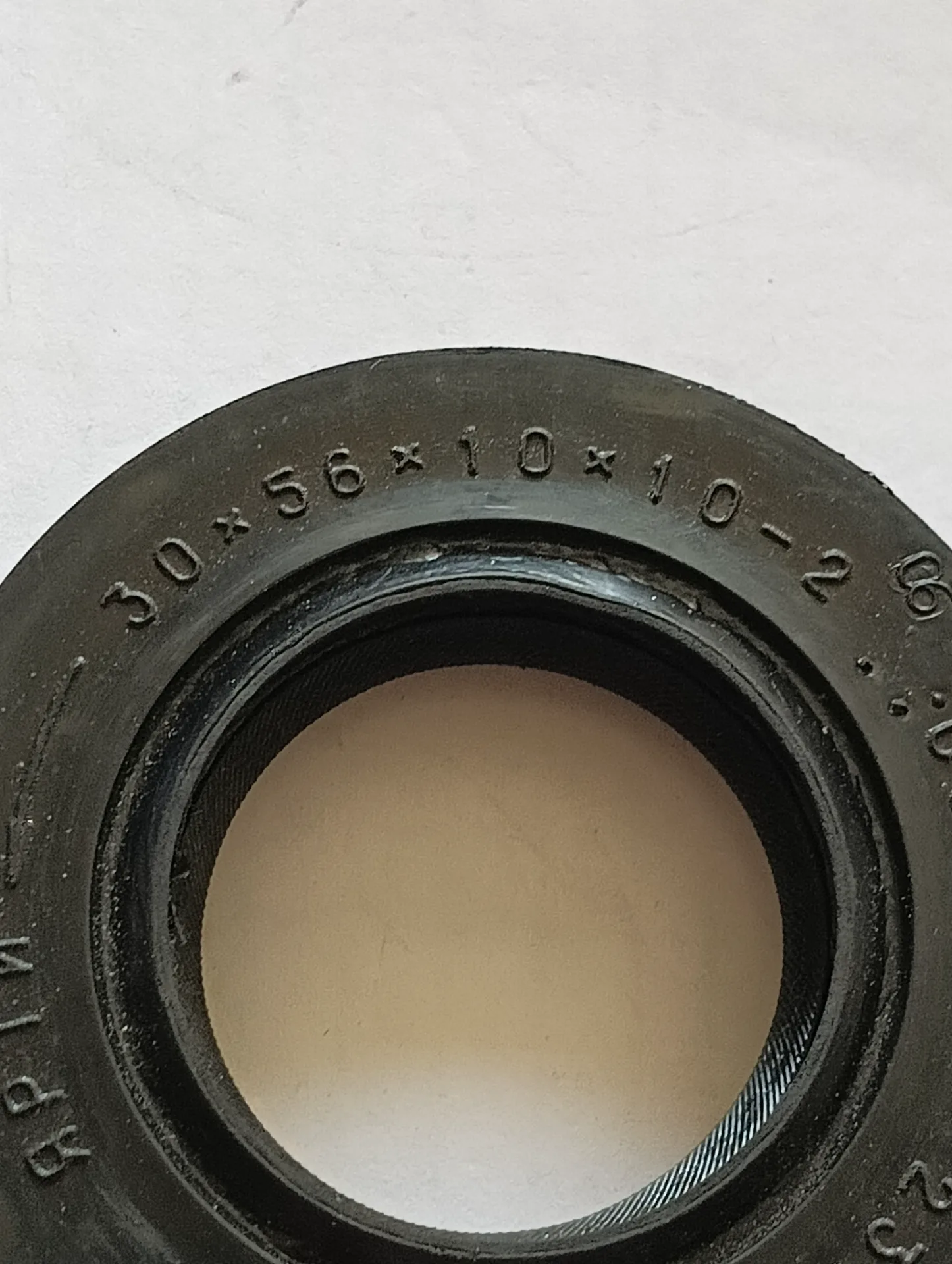 Сальник привода ТНВД ЯМЗ 30х56х10х10-2 3