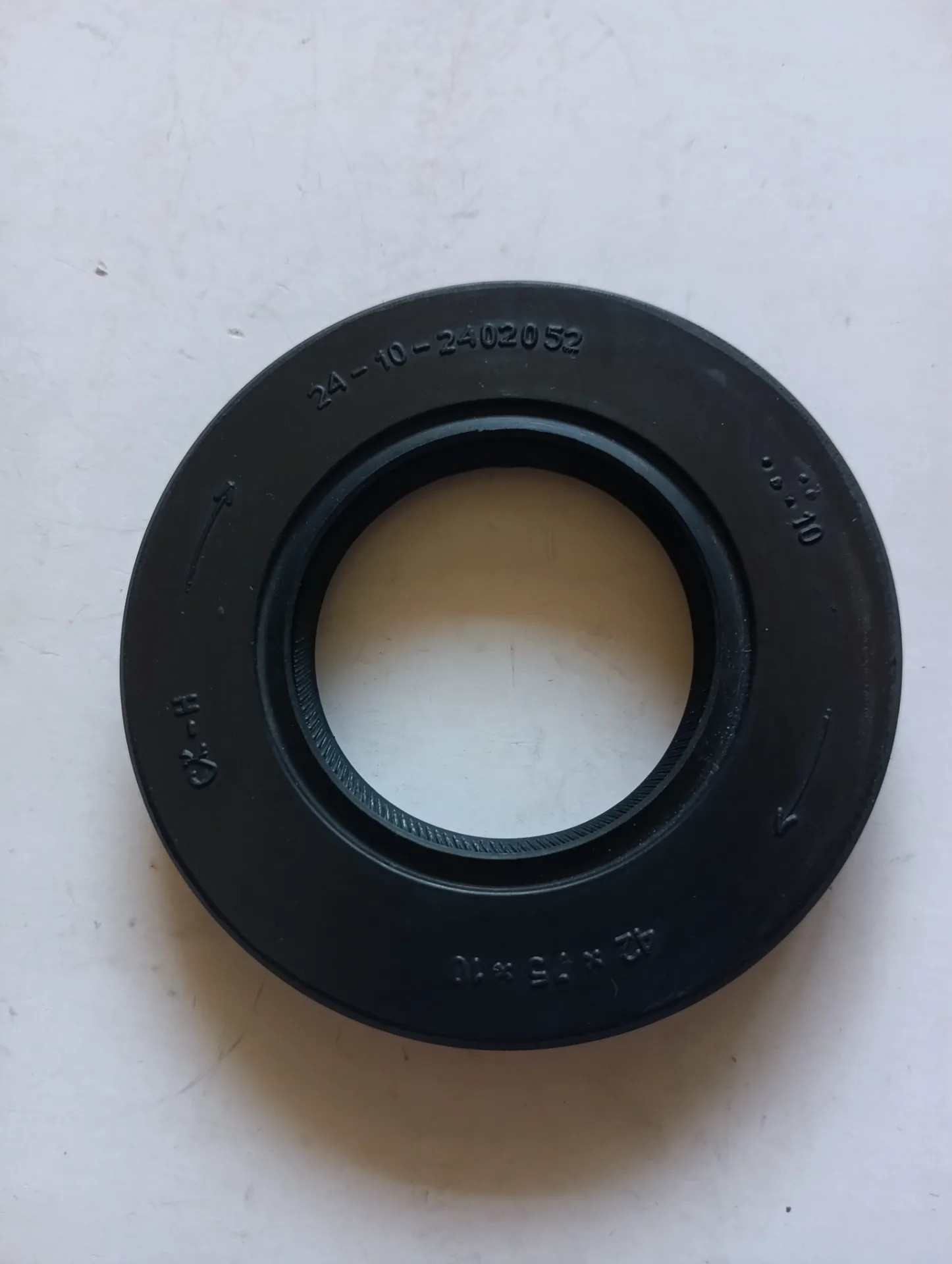 Сальник хвостовика Уаз Газ 42х75х10 черный 4