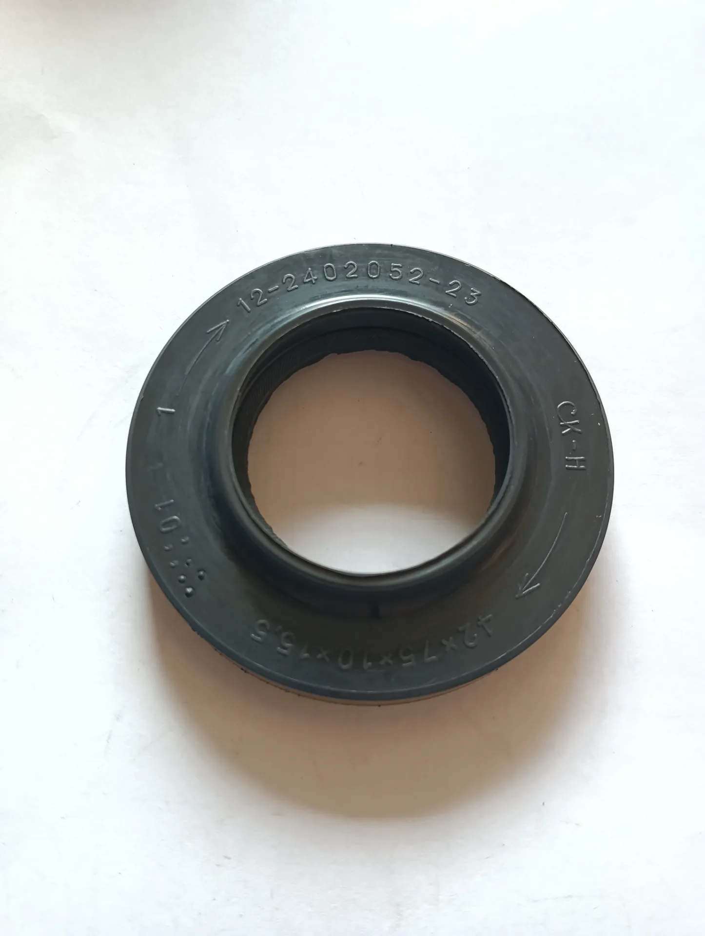 Сальник хвостовика Уаз Газ 42х75х10 черный 2