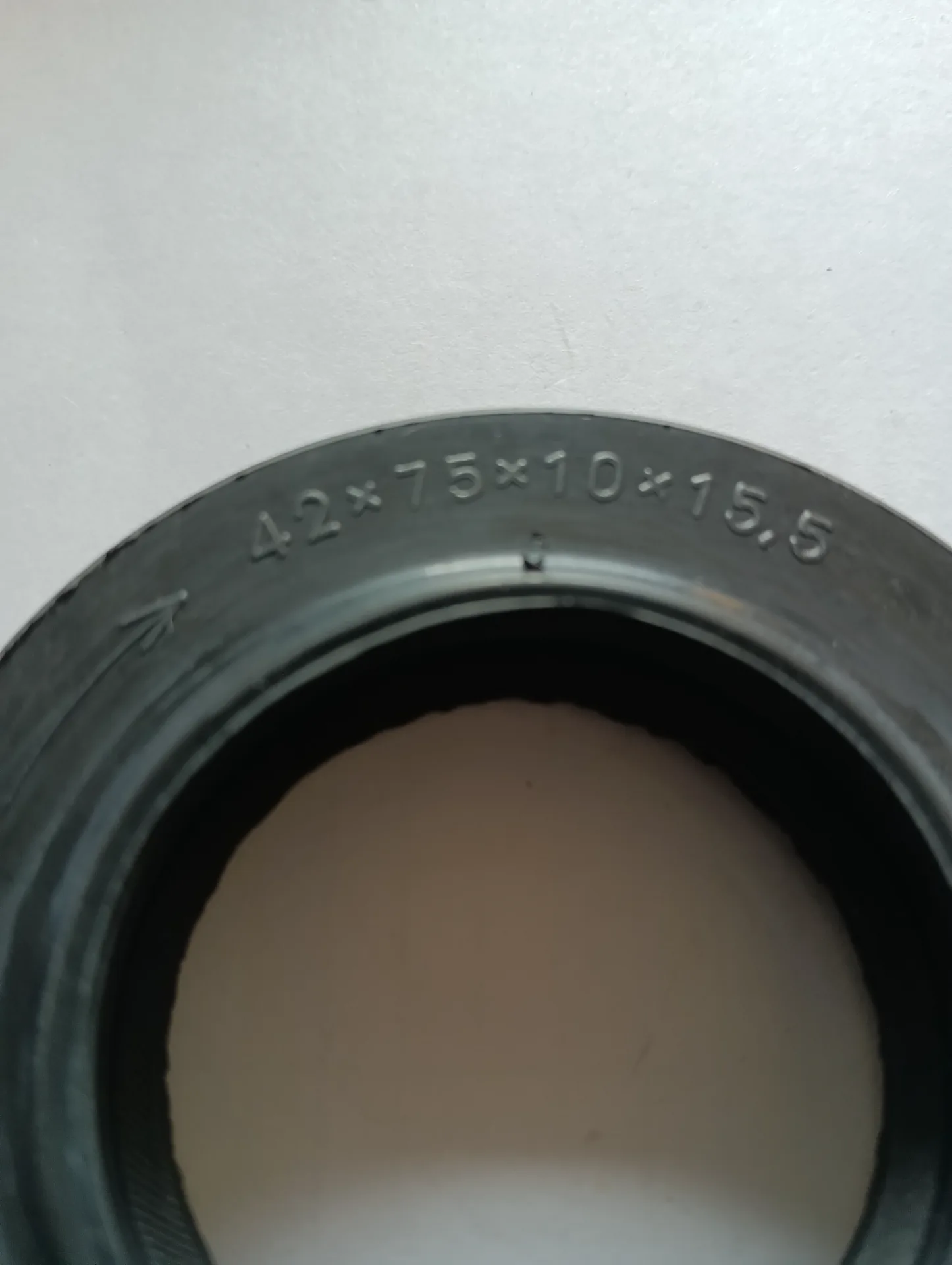 Сальник хвостовика Уаз Газ 42х75х10 черный 3