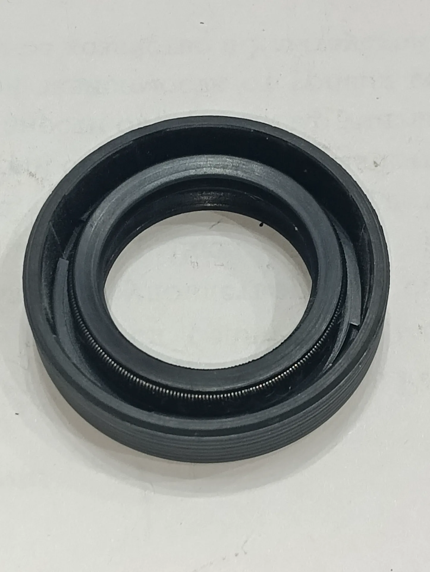 Сальник Камаз ТНВД 28х45х10 черный 2