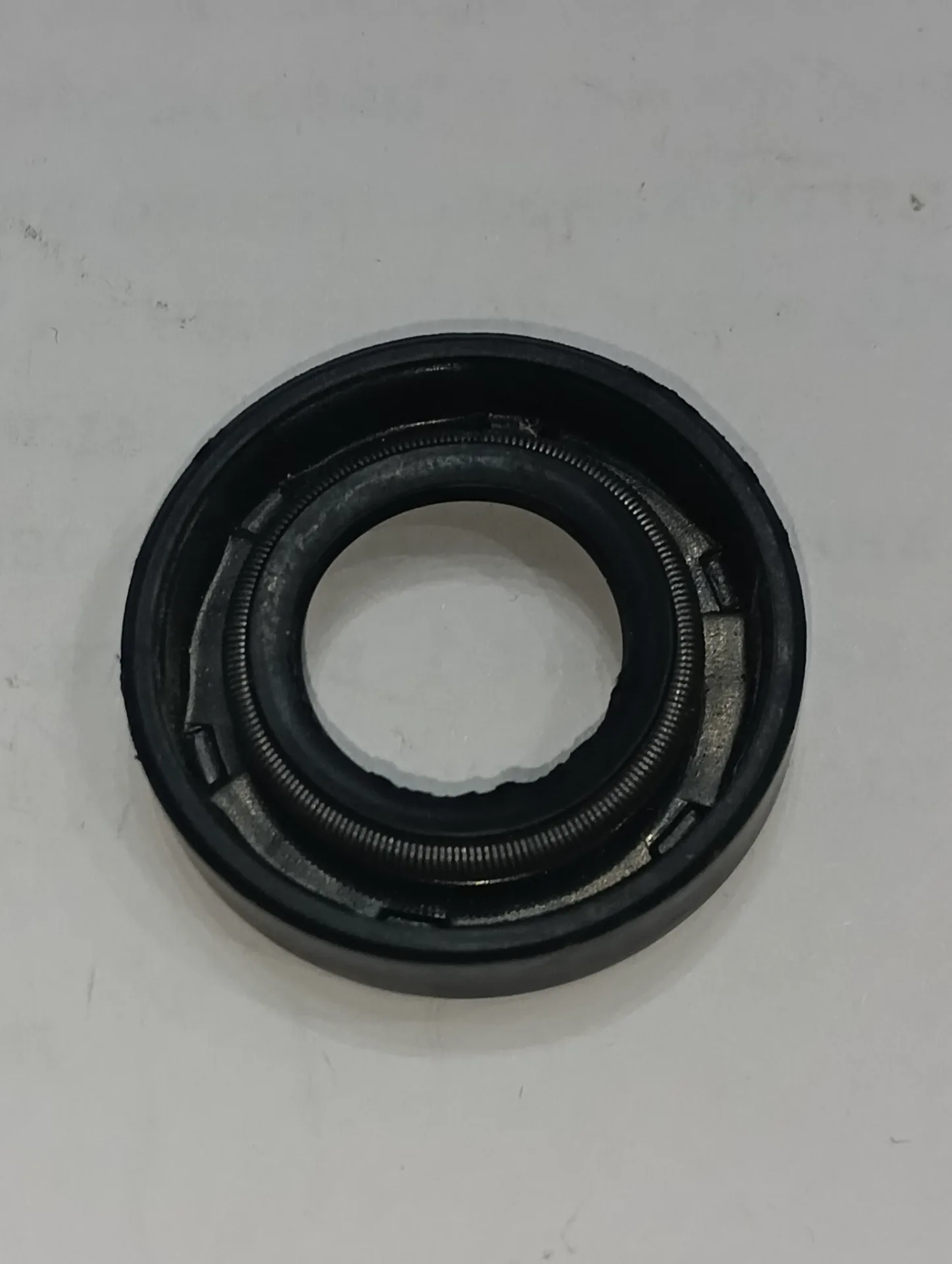 Сальник 1.2-17х32-2 2