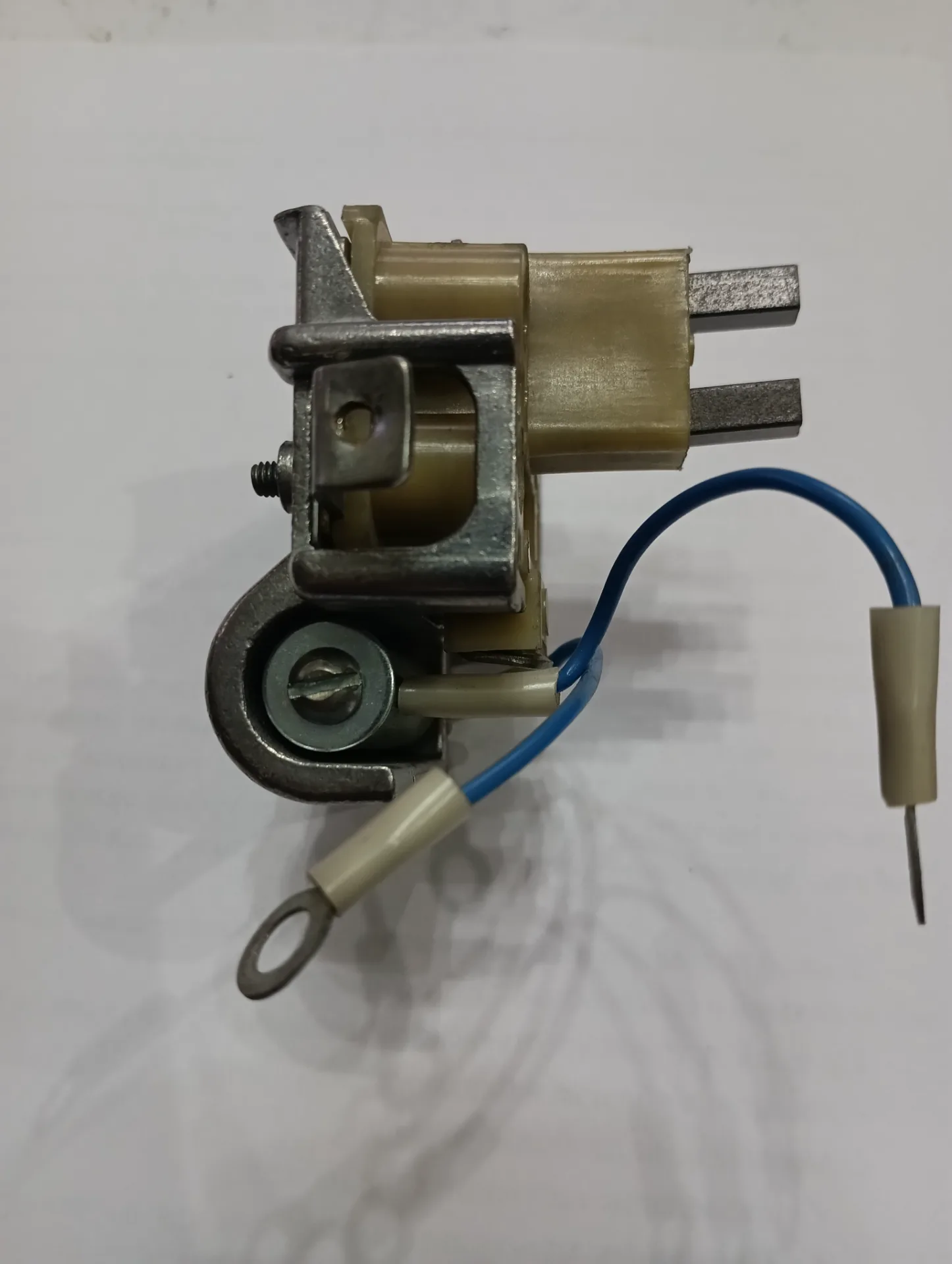 Щёткодержатель генератора в сборе Камаз 3