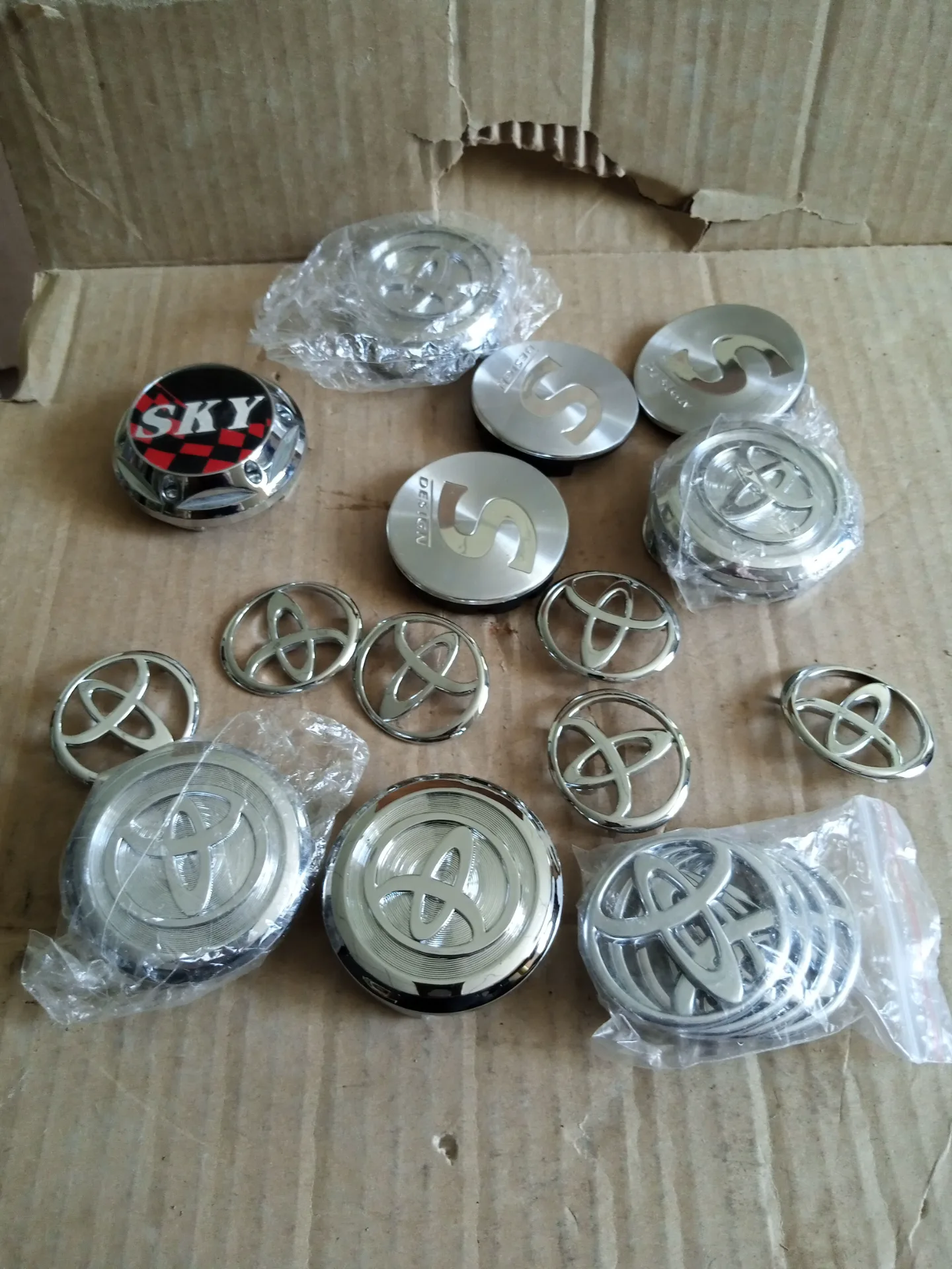 Колпачки на диски 4