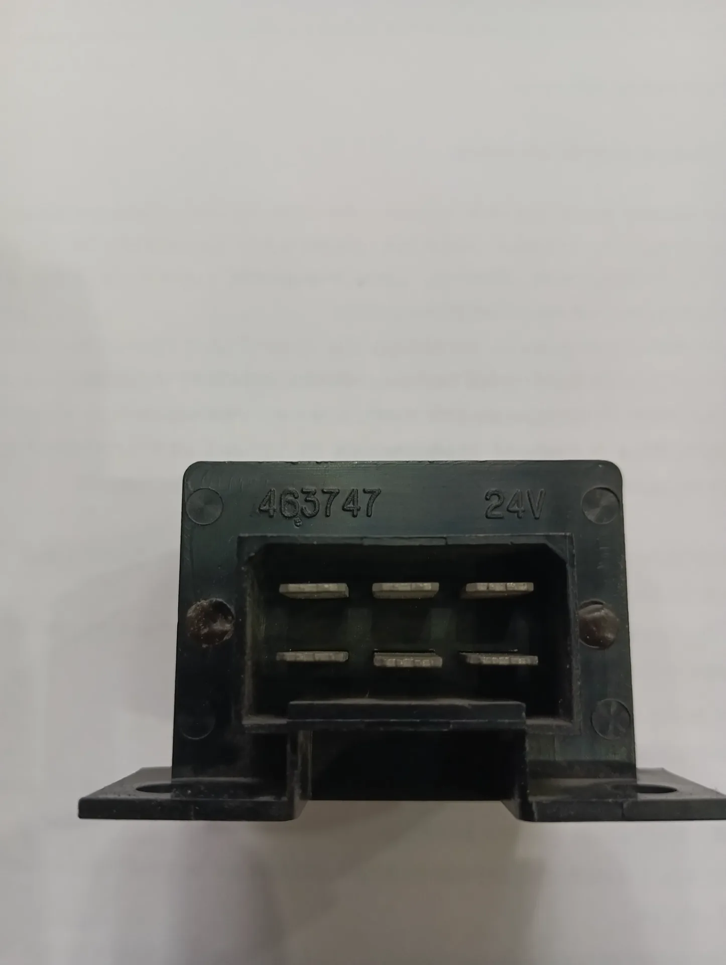 Реле стеклоочистителя МАЗ 2