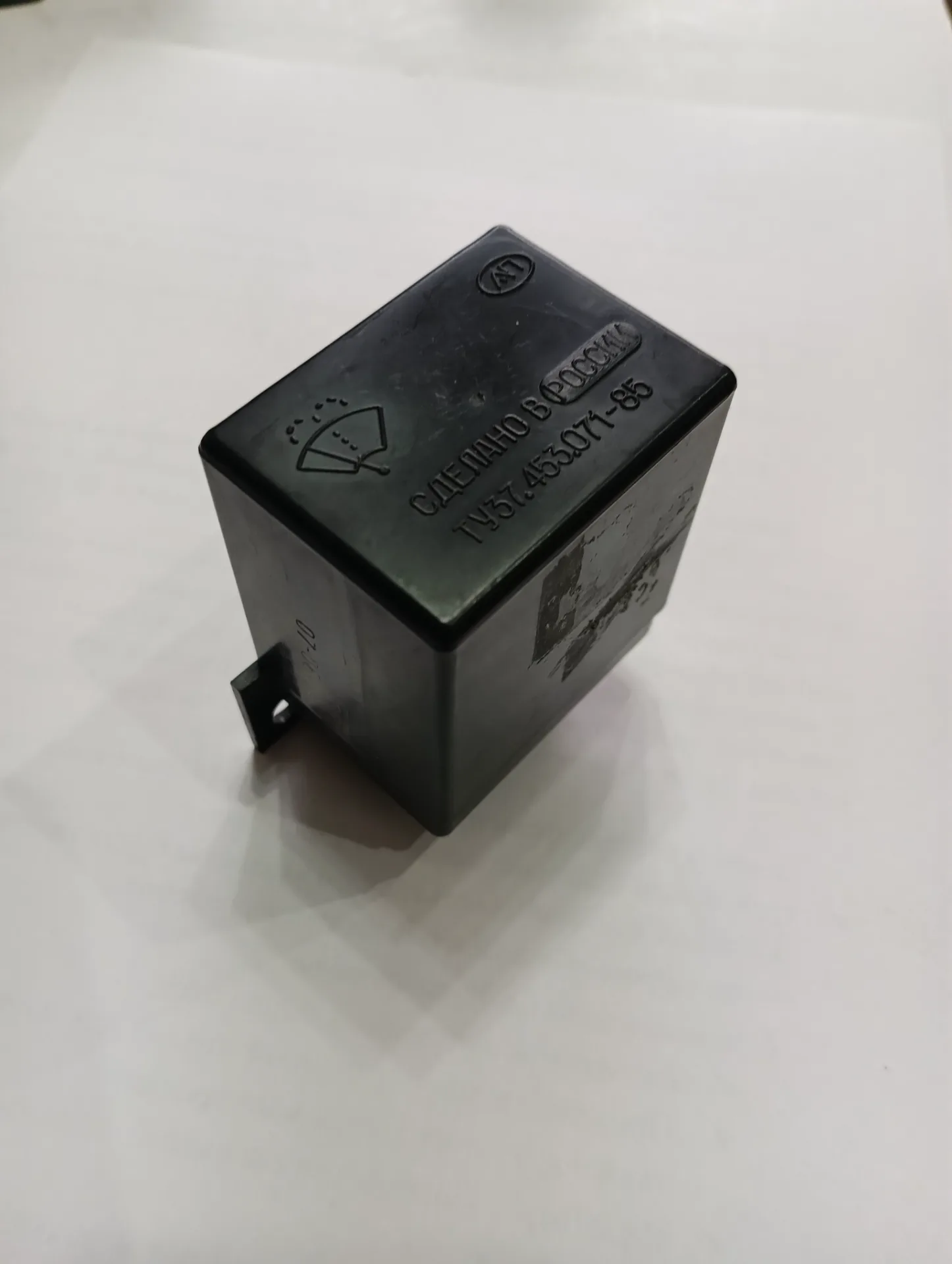 Реле стеклоочистителя МАЗ 3