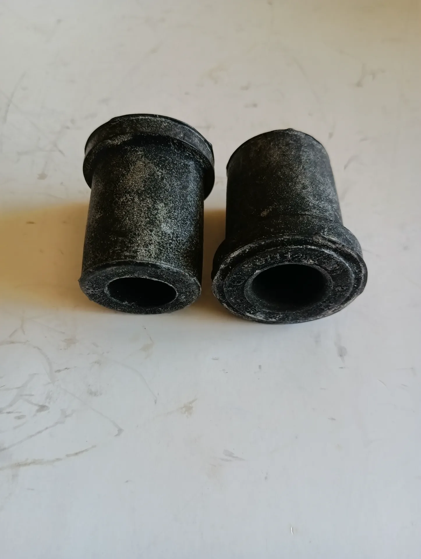 Втулка задней рессоры Mitsubishi Montero, Pajero 3