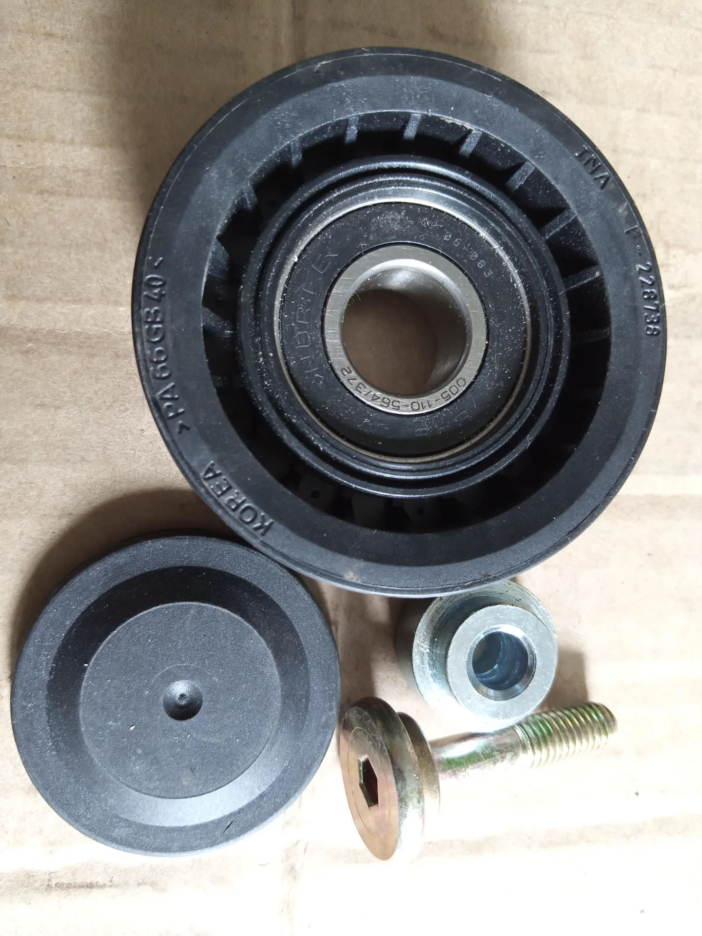 Ролик натяжной Корея F-228738